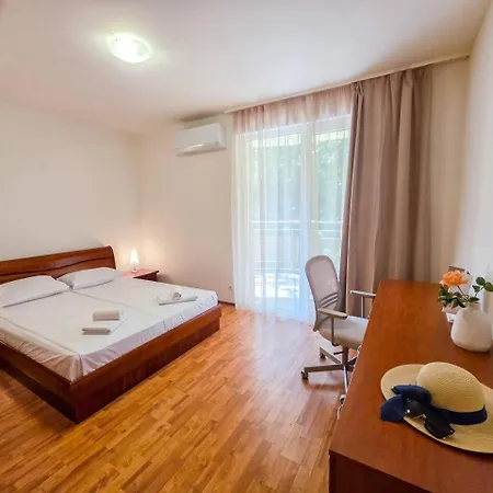 Апартамент Hidden Gem In Golden Sands Варна